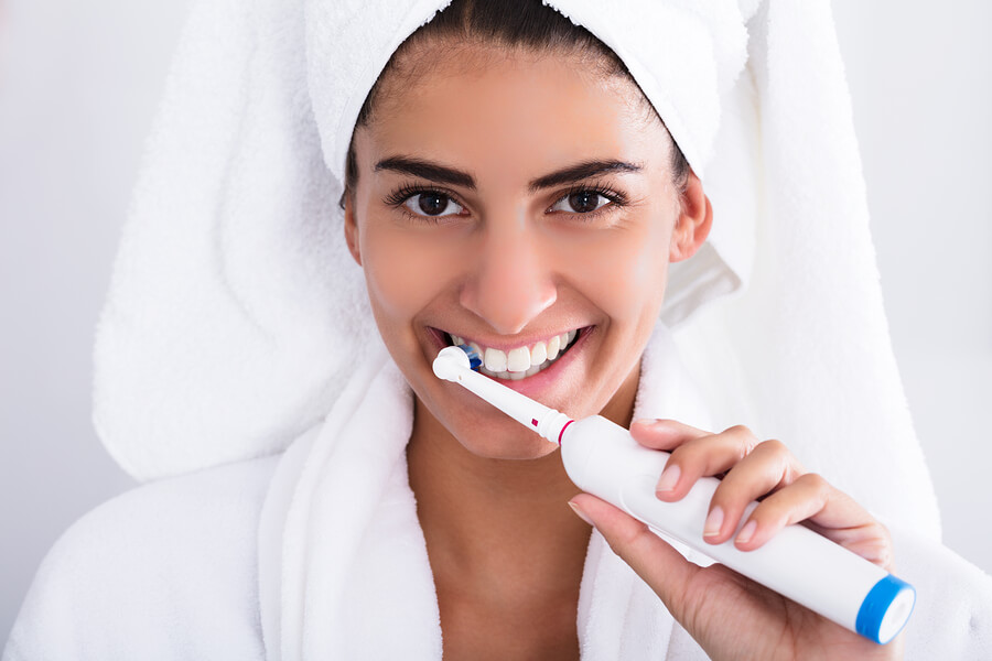 Is an Electric Toothbrush on Your Christmas List? If Not, It Should Be!